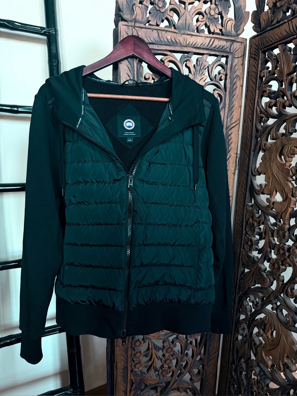 Authentic Canada Goose Hybridge  Women’s Black Quilted Hooded Jacket